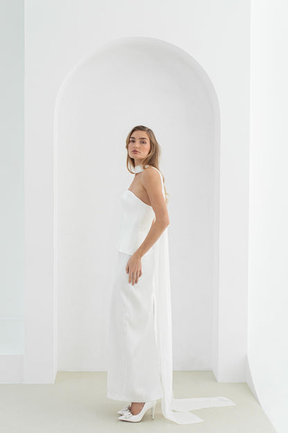 Minimalist wedding dress
